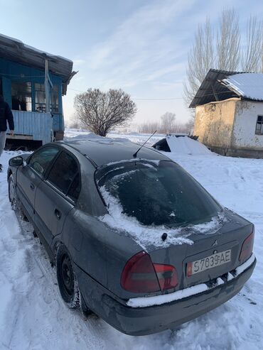 Mitsubishi: Mitsubishi Carisma: 2004 г., 1.8 л, Механика, Бензин, Седан — 3
