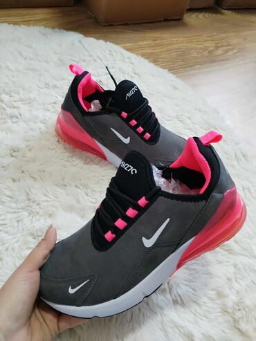 nike w air max intrlk lite: Nike, 39