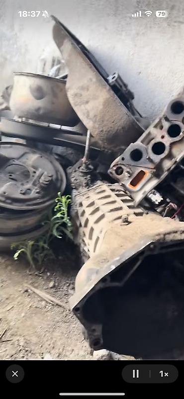 vaz 2107 ehtiyat hisselerinin satisi: Salam Vaz 2107 ehtiyyat hisseleri vedetalları satılır isteyen elaqə — 3