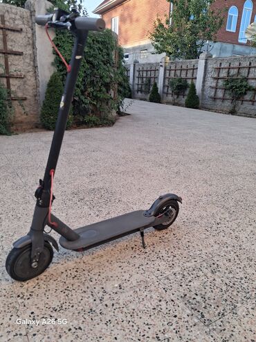 Mopedlər,skuterlər: 1000 manata almışam 1 il sürmüşəm.Heç bir problemi yoxdur.Sadəcə — 3
