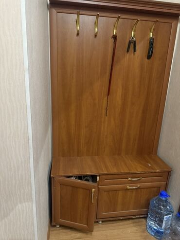 тумба под обувь в прихожую: Кире бериш үчүн шкаф, Күзгүсүз, МДФ