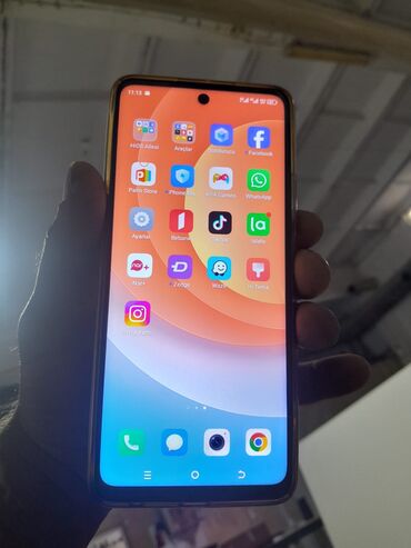 телефон fly iq4407: Tecno Camon 11 Pro, rəng - Qızılı