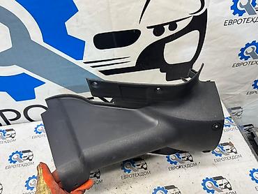 Другие детали салона: Кожух рулевой колонки Renault Magnum Тягач DXI13 2013 Контрактный из — 4