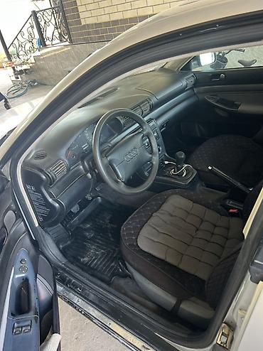 Audi: Audi A4: 1996 г., 1.8 л, Механика, Бензин, Седан — 9
