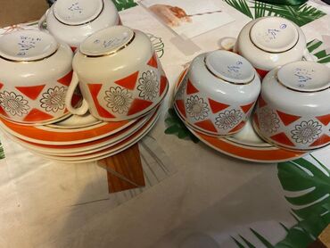чайный набор: Продаю советский набор - 6 блюдцев и 6 чашек. Состояние отличное, без