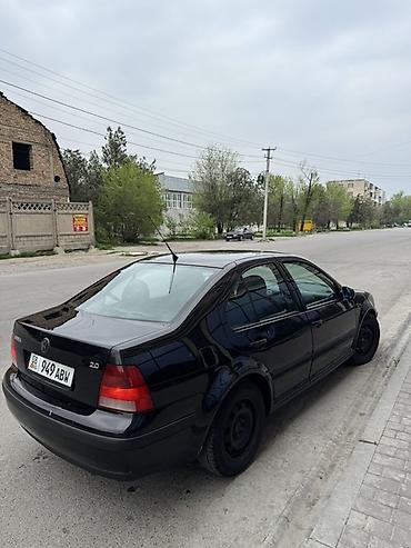 Унаа сатуу: Volkswagen Bora: 2002 г., 2 л, Кол менен иштөөчү, Бензин, Седан — 2