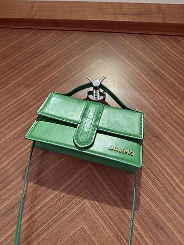 комтер: Сумка Jacquemus Le Carré в зеленом цвете. Оригинал - — 1