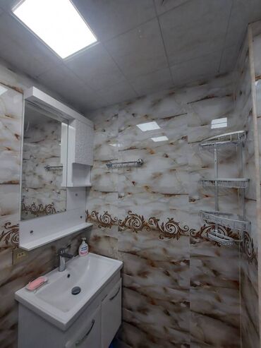 Uzunmüddətli kirayə mənzillər: Bakixanov qəsəbəsində yeni tikili 7 mertebeli binanın 1-ci — 8