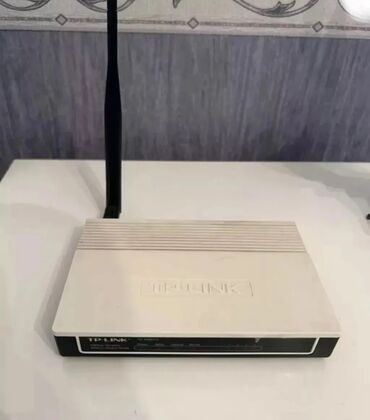 Modemlər və şəbəkə avadanlıqları: Modem TP-link satılır.Səliqəli qalıbdır.Real alıcılar əlaqə saxlasın
