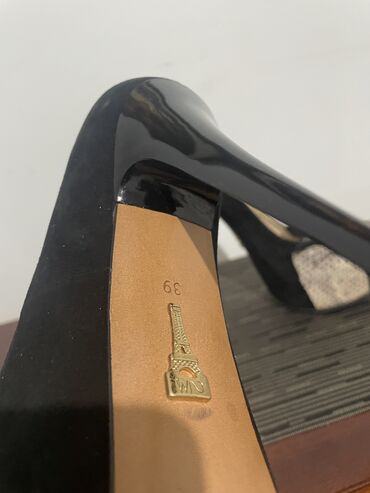 Tuflilər: Tuflilər, Ölçü: 39, rəng - Qara, İşlənmiş -da lalafo.az — 9 Tuflilər: Tuflilər, Ölçü: 39, rəng - Qara, İşlənmiş — 9