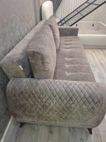 Divanlar: Di̇van-kravat, İşlənmiş, Açılan, Bazalı, Nabuk, Çatdırılma yoxdur — 8