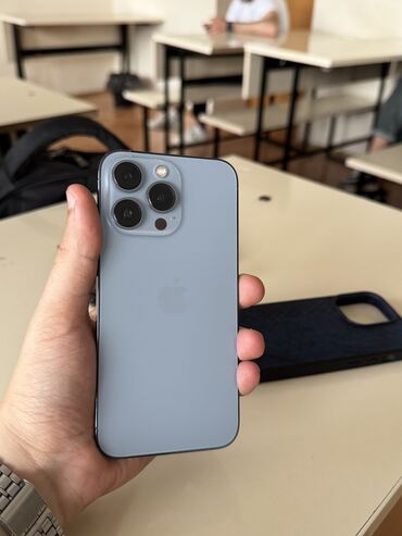 Apple iPhone: IPhone 13 Pro, 128 GB, Sierra Blue