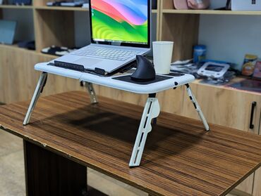 стол для кампютера: Складной столик с ВЕНТИЛЯТОРОМ для ноутбука, рисования или другого