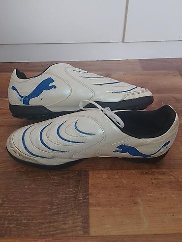 Kopačke: Puma fudbalske patike br 45 gaziste 29,5 cm za igru na veštačkoj — 2