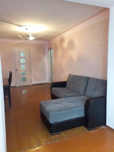 Uzunmüddətli kirayə mənzillər: Nizami rayonu Qara Qarayev metrosuna 5 dəqiqəlik məsafədə, 5 mərtəbəli — 1