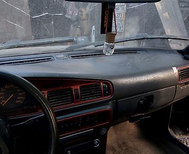 соната желтый: Mazda 626: 1985 г., 1.6 л, Механика, Бензин, Седан — 4