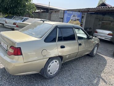 Daewoo Nexia: 2011 г., 1.5 л, Механика, Бензин, Седан