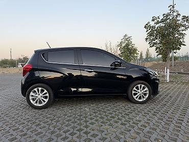 кореея: Chevrolet Spark: 2021 г., 1 л, Вариатор, Бензин — 5