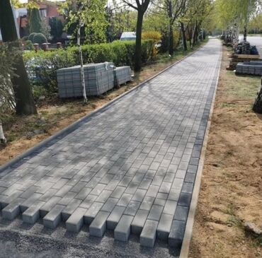 Tamet: Müxtəlif çalarlarda olan beton plitələrdən hazırlanmış səki örtüyü -da lalafo.az — 20 Tamet: Müxtəlif çalarlarda olan beton plitələrdən hazırlanmış səki örtüyü — 20