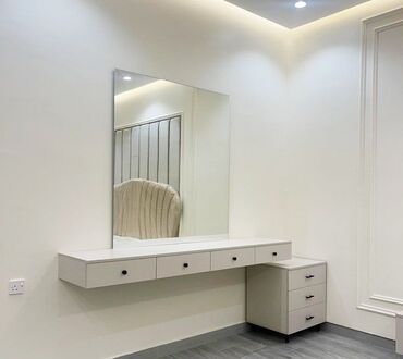 Güzgülər: Güzgü Divar üçün, Makiyaj üçün, Arxa işıqlı — 1