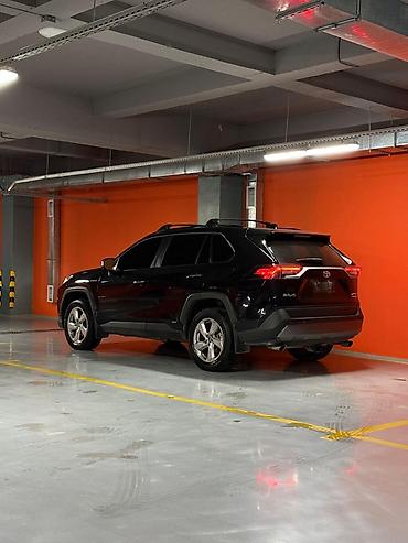 Toyota: Toyota RAV4: 2020 г., Гибрид, Кроссовер — 6