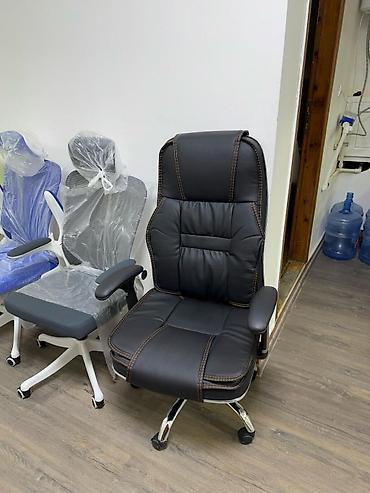 Ofis mebeli: Yeni, Təkərli, Qolları tənzimlənir — 1