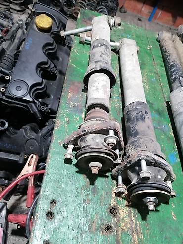brodic za prihranu ribe: Zadnji amortizeri za BMW E39 - Zadnji amortizeri sa pripadajućim — 1