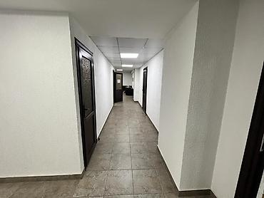 Продажа офисов: Продажа офисов 275 м², С ремонтом, С мебелью, Многоэтажное здание, Цокольный этаж этаж — 7