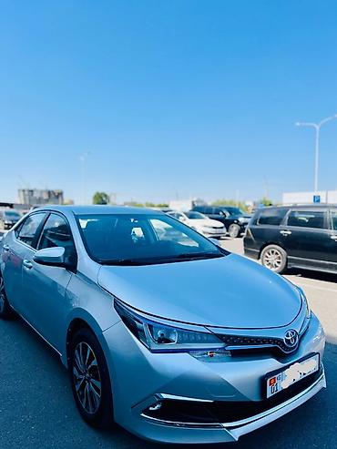 карола 2019: Toyota Corolla: 2019 г., 1.8 л, Вариатор, Бензин, Седан — 2