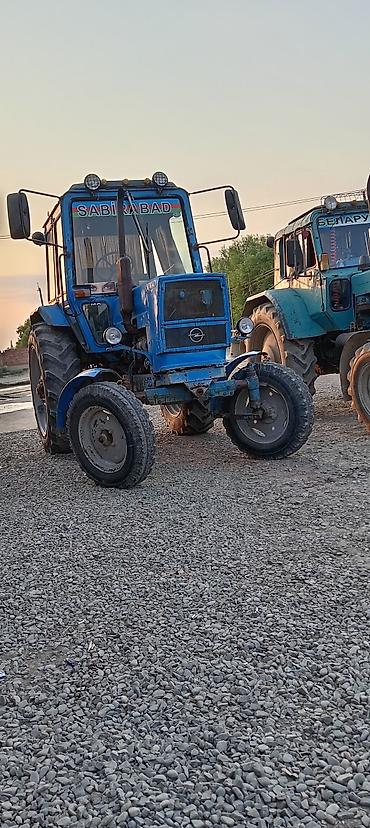 mtz turbo: Belarus MTZ seriyalı mavi traktor - Kabinli, geniş görünüşlü güzgülər — 4
