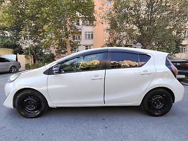 Toyota Aqua: 1.5 л | 2019 г. Хэтчбэк at lalafo.az — 3 Toyota Aqua: 1.5 л | 2019 г. Хэтчбэк — 3