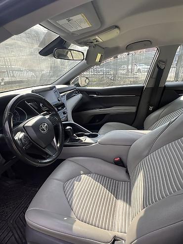corolla 2022: Toyota Camry: 2021 г., Автомат, Бензин — 6
