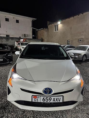 Toyota: Toyota Prius: 2016 г., 1.8 л, Робот, Гибрид, Хэтчбэк — 3