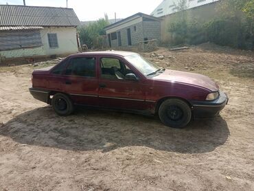 хова тягачь: Daewoo Nexia: 2007 г., Седан