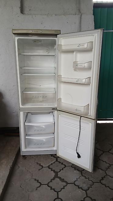 deepcool pf: Холодильник Samsung, двухкамерный, серебристый цвет. Особенности: - — 3
