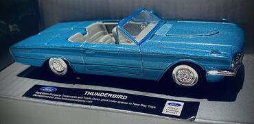 stol modelleri: 1/43 Ford thunderbird