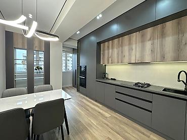 127: 2 комнаты, 75 м², Золотой квадрат Элитка, 12 этаж, Дизайнерский ремонт — 10