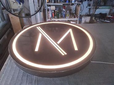 Изготовление рекламных конструкций: | Вывески, Лайтбоксы, Таблички, | Монтаж, Демонтаж, Разработка дизайна — 12