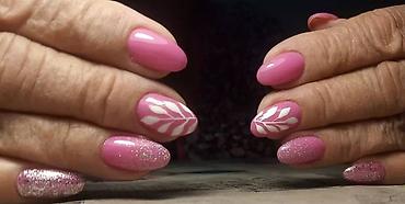 Маникюр: 💅 ВЫЕЗДНОЙ МАНИКЮР 💅✨ 🌃По городу 🚗 Прихожу к вам домой 🏡 🌸 Услуги: 💅 — 18