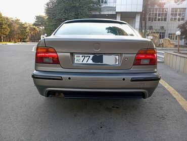 BMW: BMW 5 Series E39 sedan - Kuzov: 4 qapılı sedan, satin-mat boz rəngli — 9