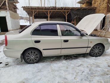 хундай агент: Hyundai Accent: 2004 г., 1.5 л, Механика, Бензин, Седан