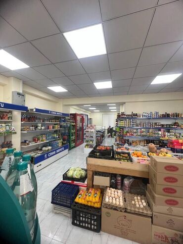 Магазины: Продаю Магазин В жилом доме, 102 м², Свежий ремонт, Отдельный вход, 1 этаж