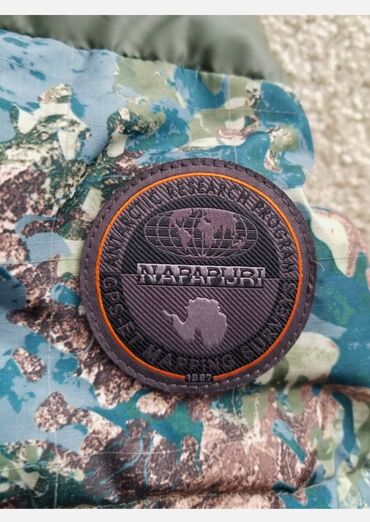 Kurtkalar: Napapijri kurtka. Olchu L.
Oz qiymeti 650 avro. Satilir 350 azn a -da lalafo.az — 4 Kurtkalar: Napapijri kurtka. Olchu L.
Oz qiymeti 650 avro. Satilir 350 azn a — 4