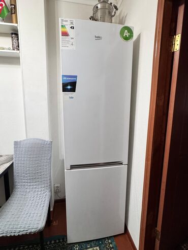 купить радиатор кондиционера: Холодильник Beko, Б/у, Двухкамерный, 60 * 200 *