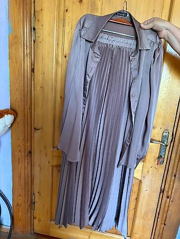 Olduqca sərin, rəngi görünüşü, rahatlığa ilə seçilən dəst Zərif iki