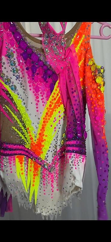 xonca bezemek: Məhsul: Bədii gimnastika üçün səhnə geyimləri (leotard kolleksiyası) — 1
