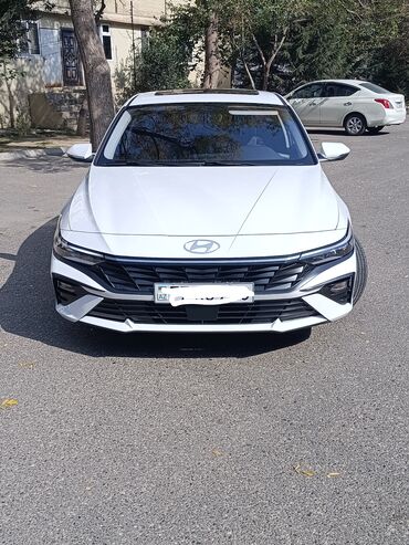xacmaz masin satisi: Hyundai Elantra: 1.6 l | 2024 il Sedan