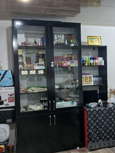 винная полка: Dükan və salon ücün şkaf 150₼