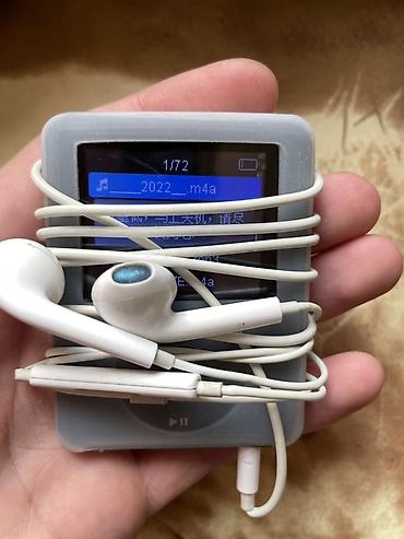 ipod nano купить: Портативный MP3-плеер с экраном и проводными наушниками В комплекте — 1