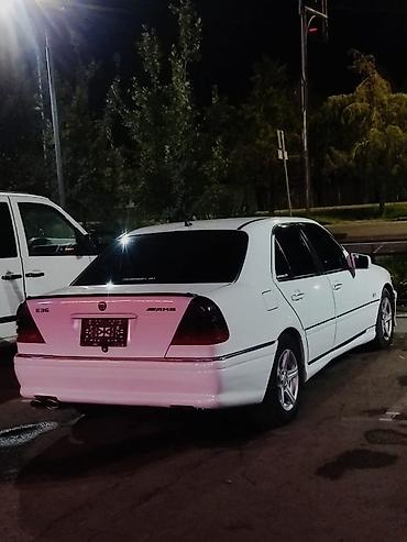 x class: Mercedes-Benz C-Class: 1994 г., 2.2 л, Автомат, Бензин, Седан — 1